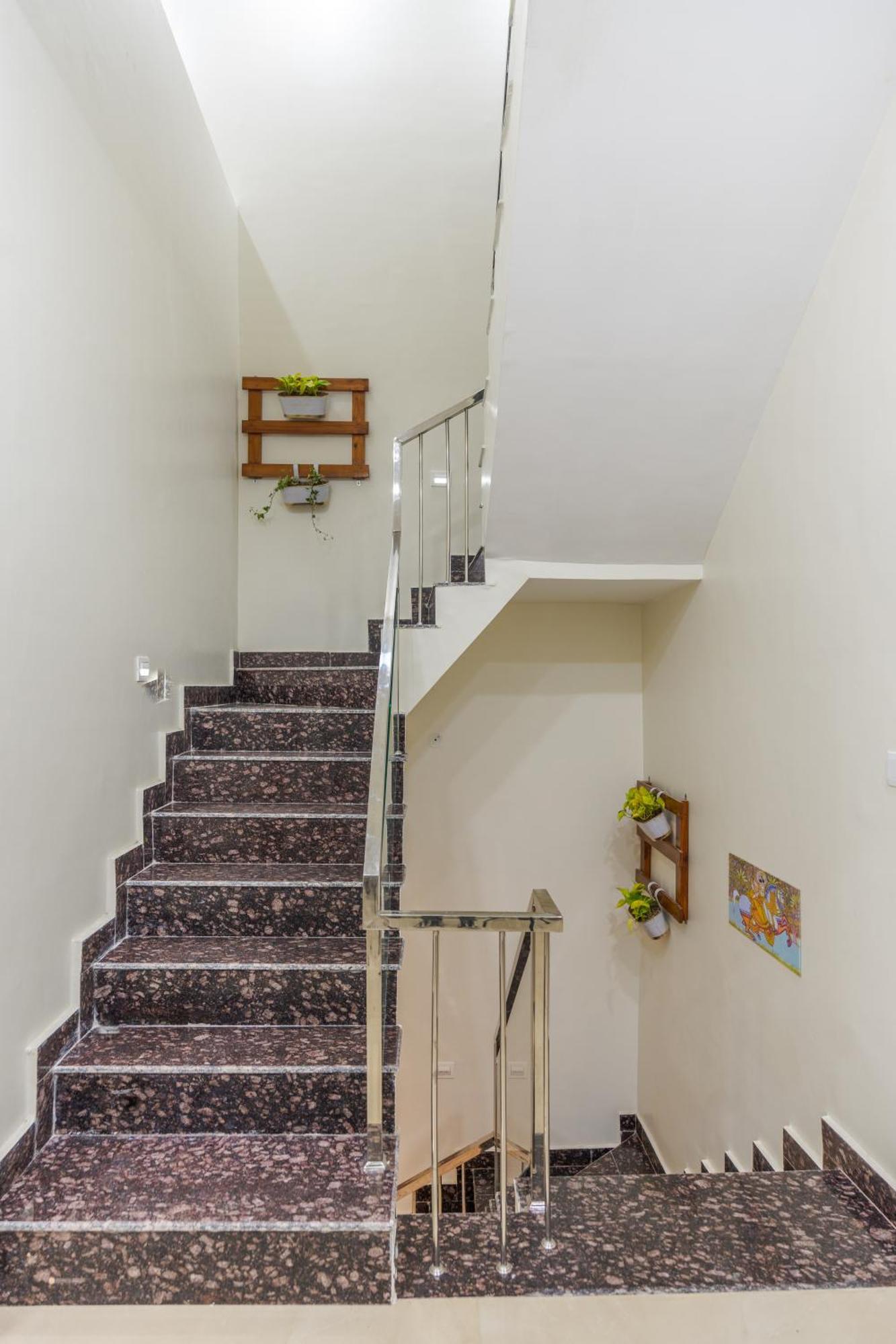 Dhruva - Luxury Villa In Cbd Dehradun Exteriör bild
