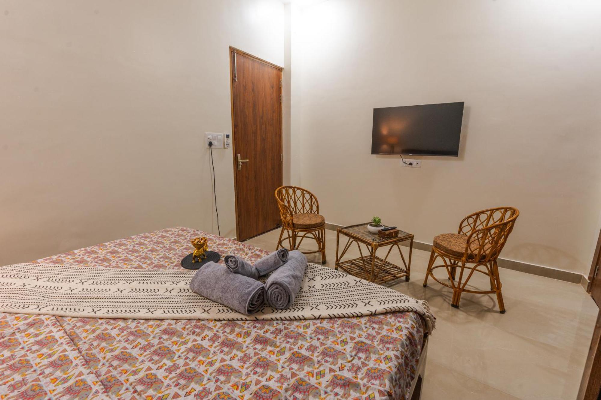 Dhruva - Luxury Villa In Cbd Dehradun Exteriör bild